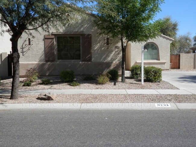 Primary Photo - 3721 S Vineyard Ave