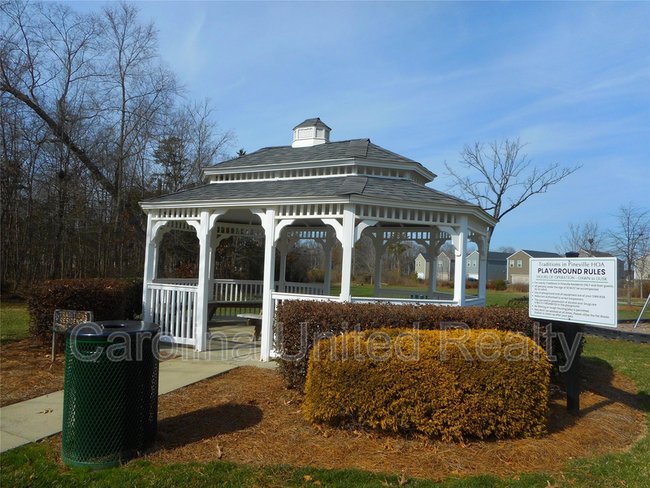 Building Photo - 843 Windage Wy