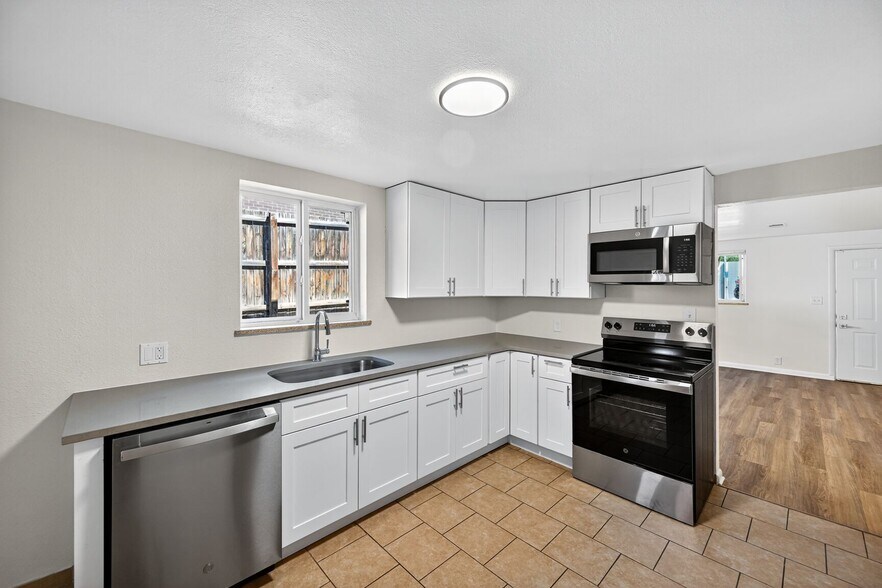 Kitchen - 1857 S Jackson St