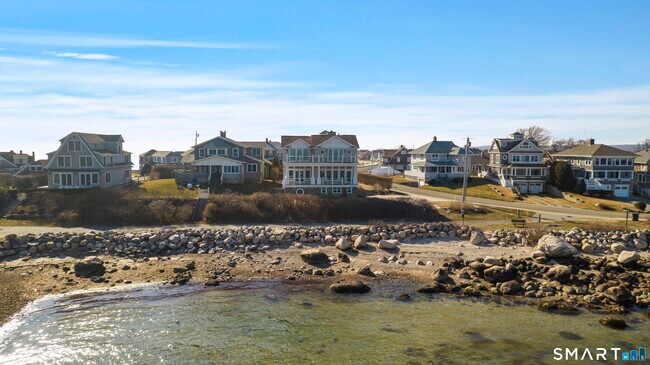 Building Photo - 159 S Shore Ave