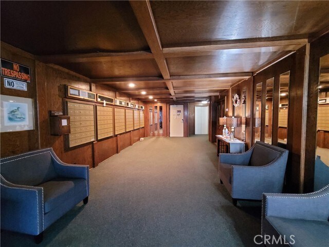 Building Photo - 3565 Linden Ave