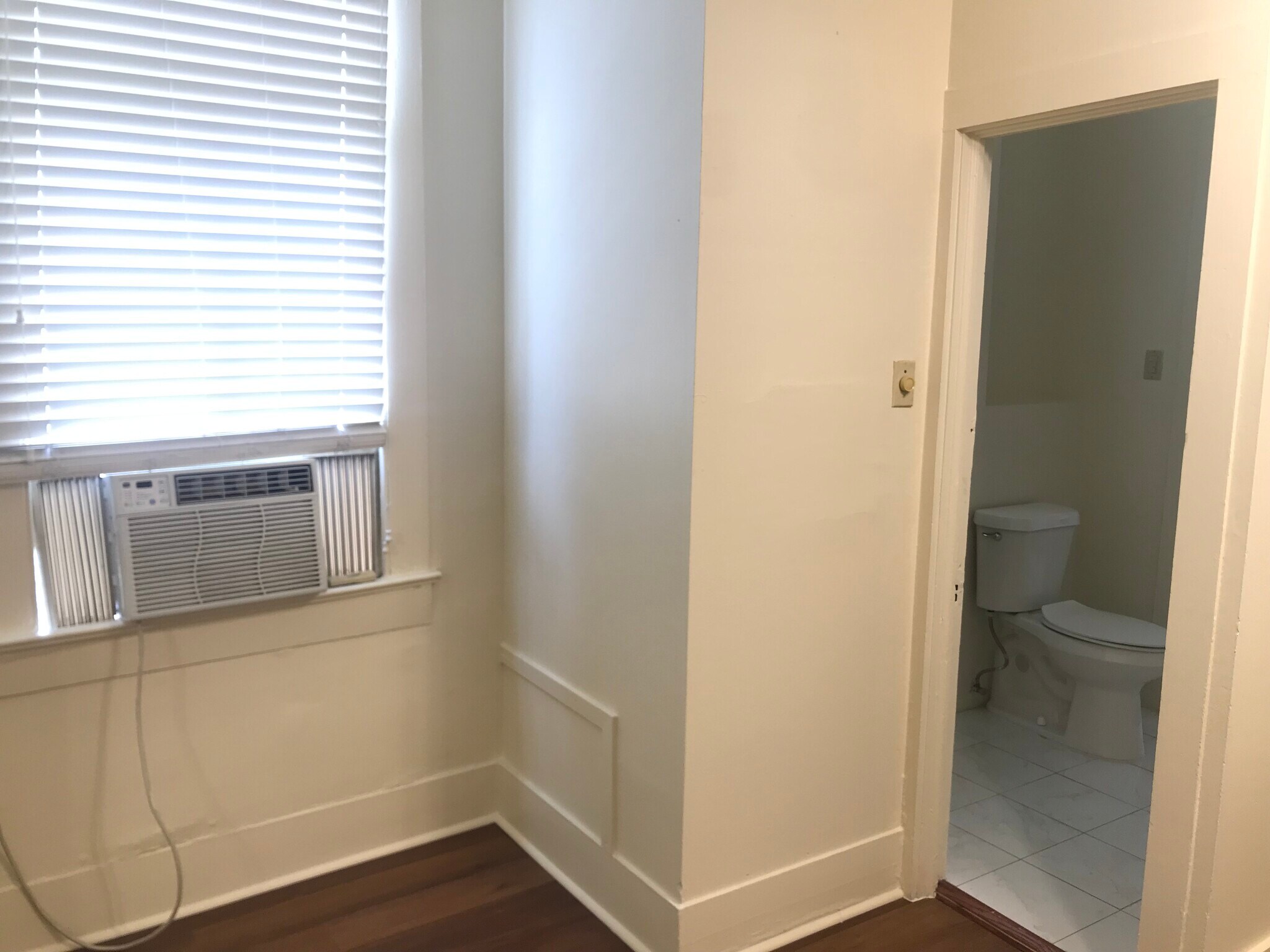Bedroom - 5511 Magazine St