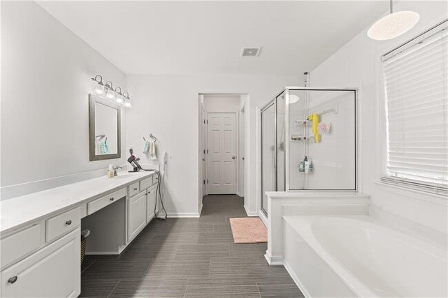 Building Photo - 5087 Wellisford Ct NW
