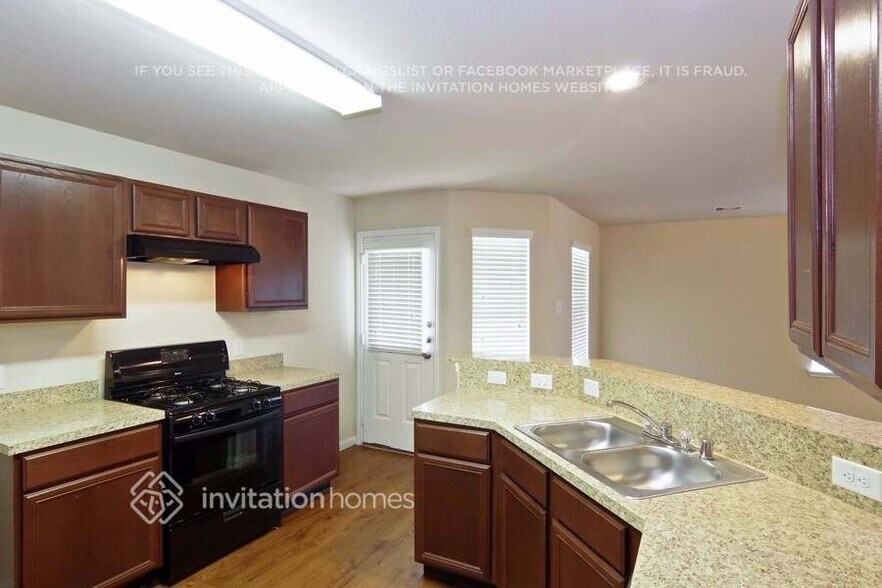 Building Photo - 18711 N Lyford Dr