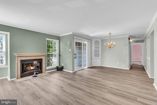 Building Photo - 271 Andover Pl