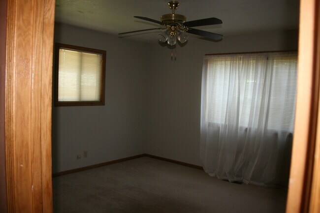 Building Photo - 3 bed house in Beresford