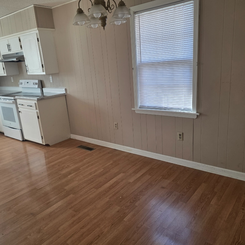 Building Photo - 110 Tapp Dr