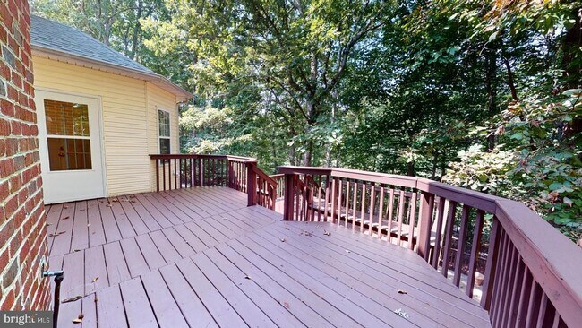 Building Photo - 9811 Fendale Ln