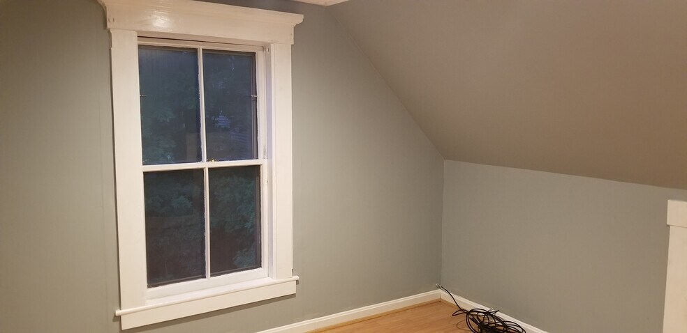 Bedroom 3 - 21 Charles St