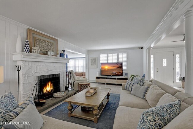 Building Photo - 402 Philadelphia Blvd