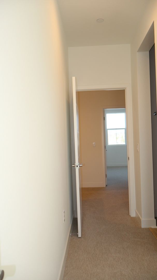 Building Photo - FOR RENT Amazing 4 bedrooms townhome in El Cajon City FOR RENT!!!!!!!!!!!!