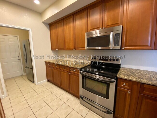 Building Photo - 10200 Belle Rive Blvd