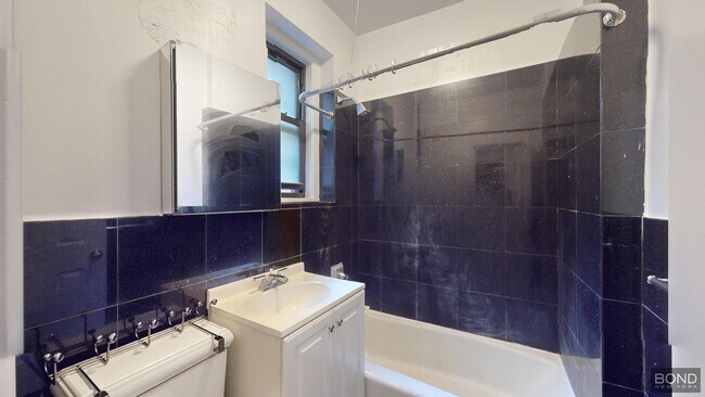 Building Photo - 207-209 West 11th Street
