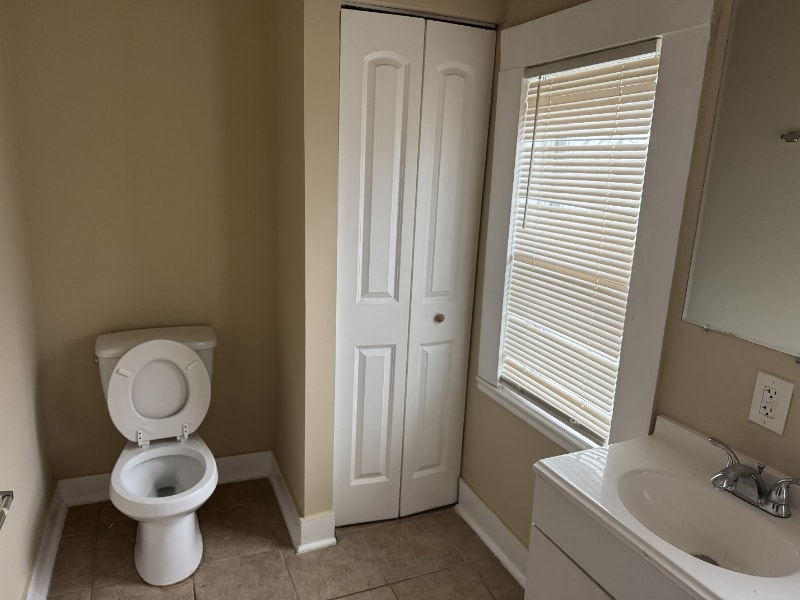 Building Photo - 43 Booker St NW