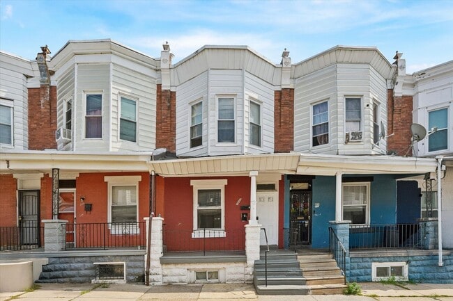 Building Photo - 227 N Simpson St