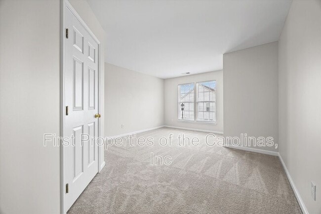 Building Photo - 616 Bayou Cir