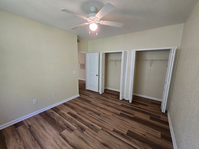 Building Photo - 3 Bedroom Condo For Rent in Tampa Palms!