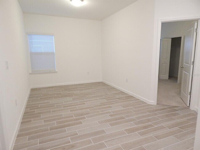 Building Photo - 5675 SW 93rd St