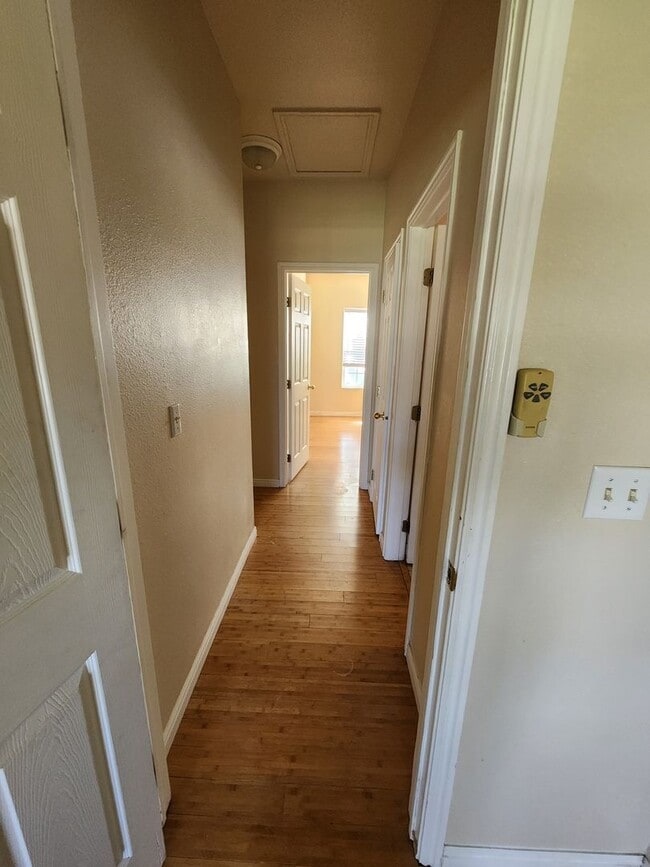 Building Photo - Cozy 3 Bedroom Cedar City Home