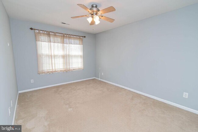 Building Photo - 239 Oakridge Dr