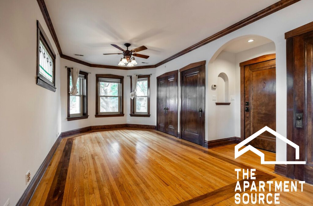 Building Photo - 4305 N Richmond St