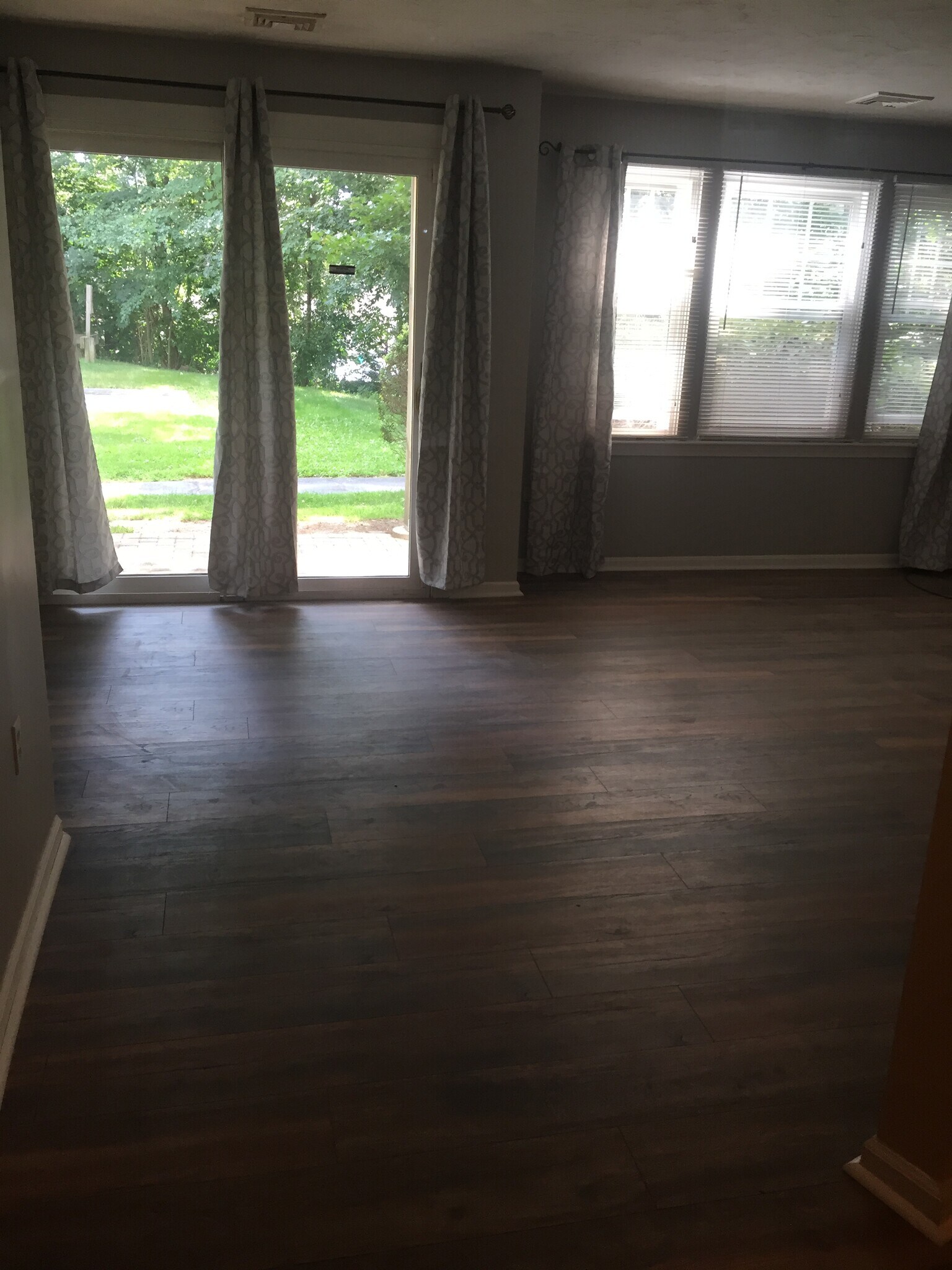 Building Photo - 5202 Halcyon Dr