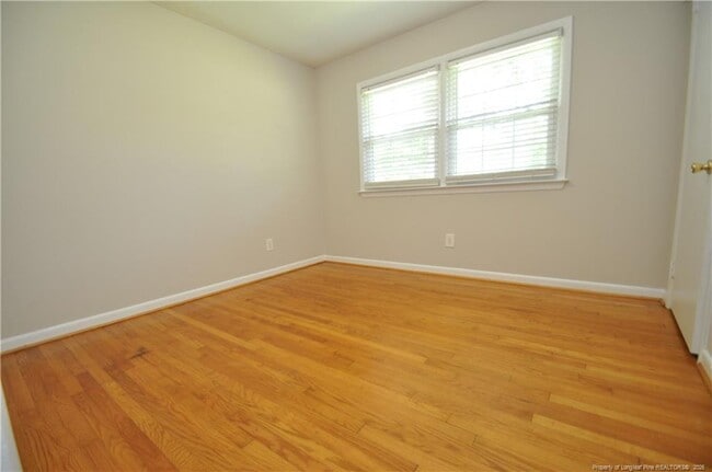 Building Photo - 4814 Greenbrier Rd