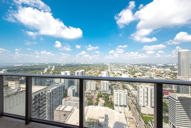 Building Photo - Remarks:	Enjoy stunning Skyline and Bay views from the wraparound balcony of this furnished 2-bed...