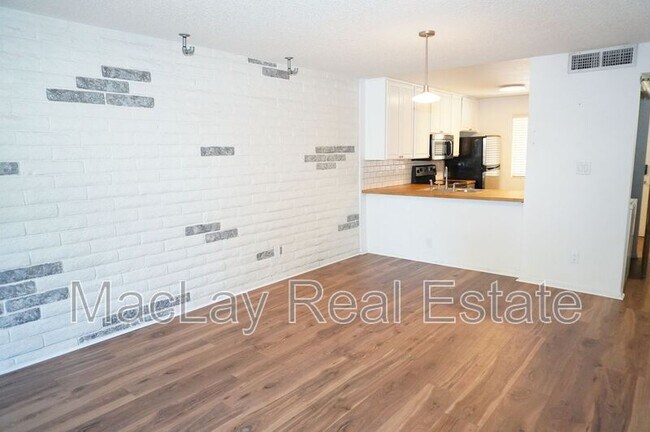 Building Photo - 4354 N 82nd St