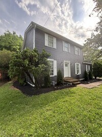 Building Photo - 3221 New Towne Rd