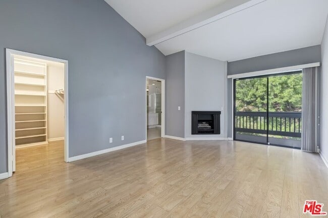 Building Photo - 1560 Michael Ln