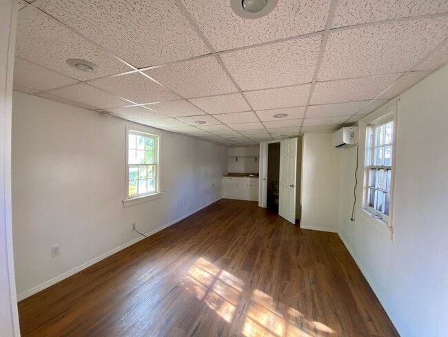 Building Photo - 2603 26th St