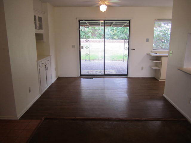 Building Photo - 2635 NW 55th Terrace
