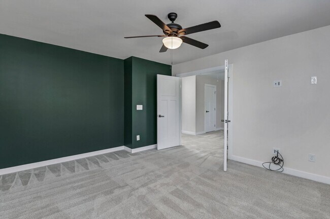 Building Photo - 217 Golden Fluke Dr