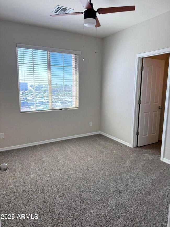 Building Photo - 9237 W Coolbrook Ave