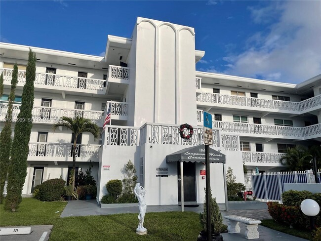 Building Photo - 11685 Canal Dr