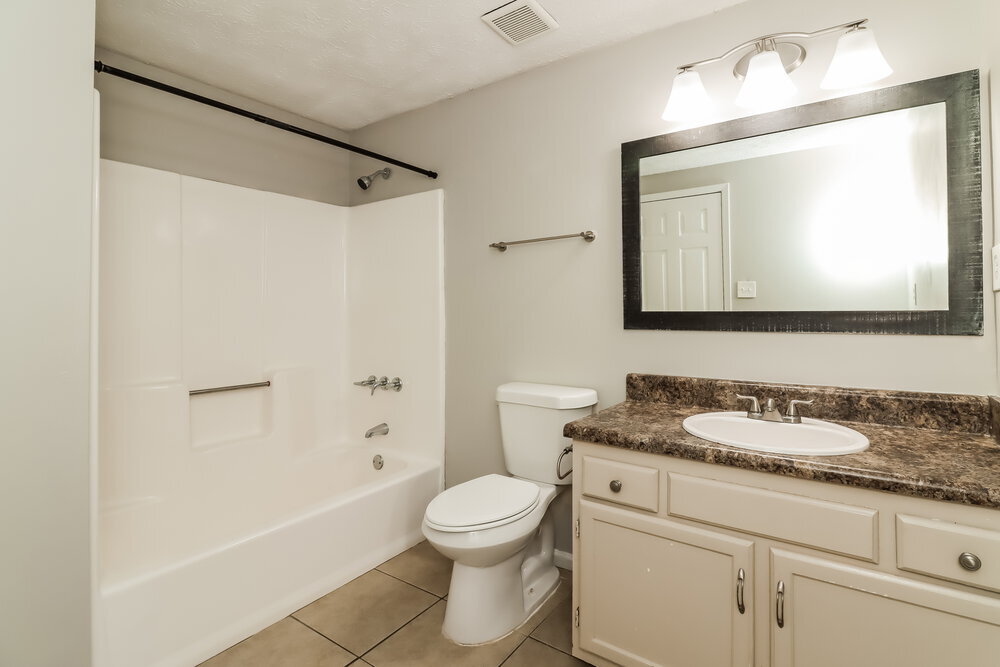 Building Photo - 3075 Flowers Dr
