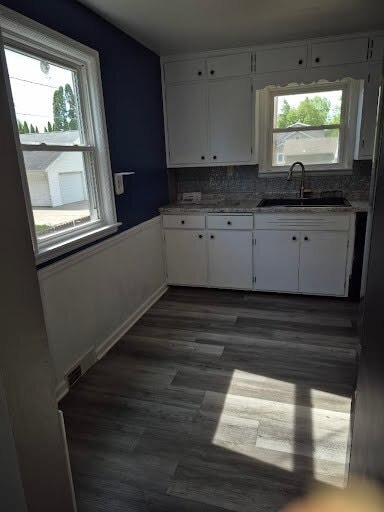 kitchen - 1217 MacArthur Ave
