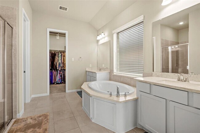 Building Photo - 31819 Harmony Heights Ln