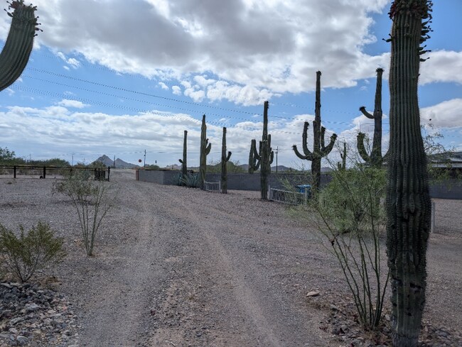Building Photo - 4700 S Tucson Estates Pkwy