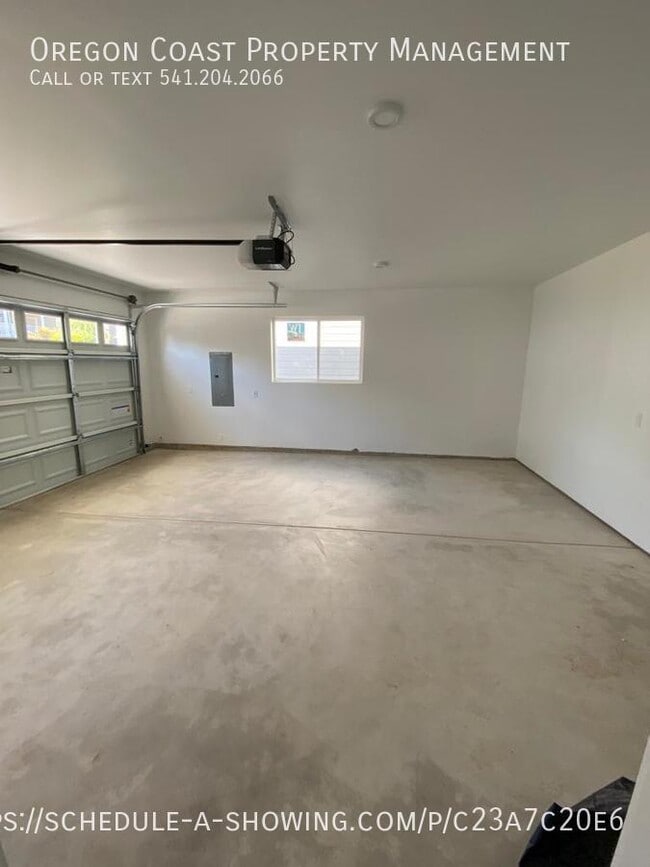 Building Photo - 4245 Sequoia Loop