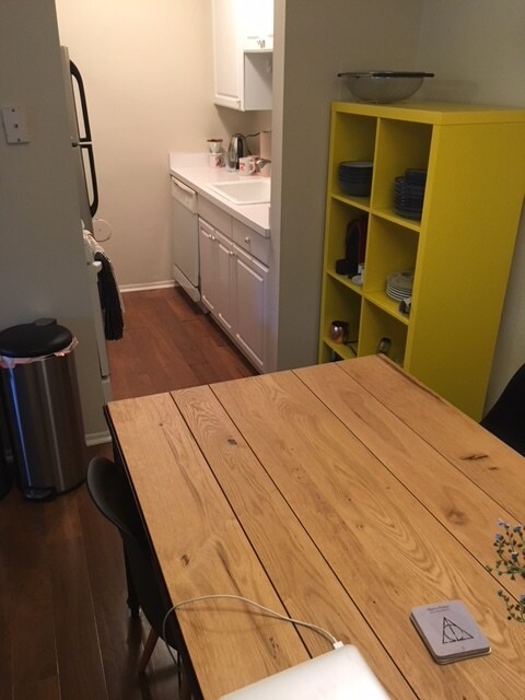 Building Photo - 525 Long Shore Dr