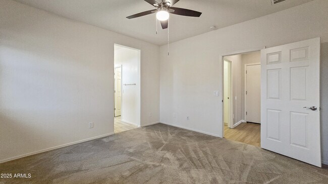 Building Photo - 17951 W Deer Creek Rd