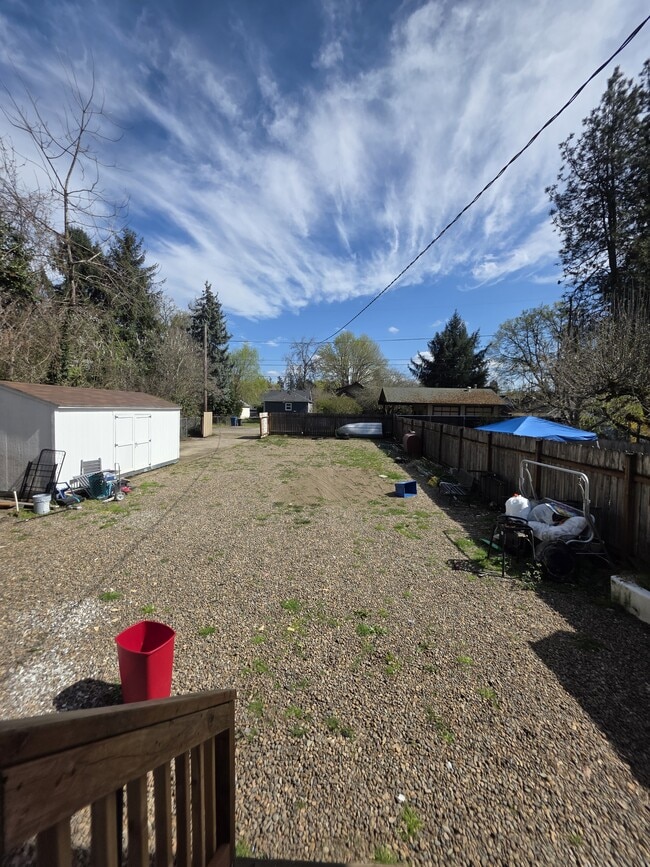 Building Photo - 1060-KE1060 15th St NE