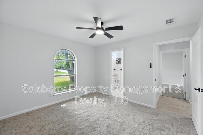 Building Photo - 406 Rickey Canyon Ave