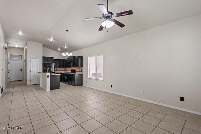 Building Photo - 14685 Holsteiner Ct