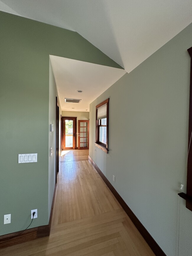 Hallway Master Bedroom - 5007 Raymond Pl