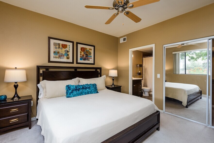 Building Photo - 6900 E Princess Dr