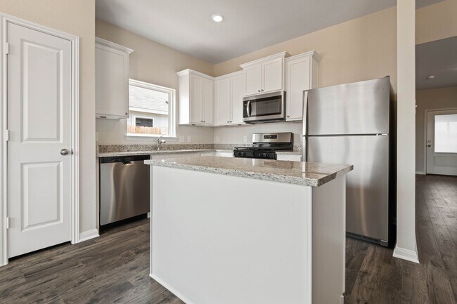 Building Photo - 700 Jasmine Rdg Ln