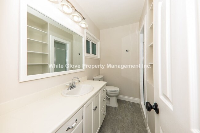 Building Photo - Charming 3 Bedroom Fullerton Home with Private Backyard Retreat on a Quiet Street